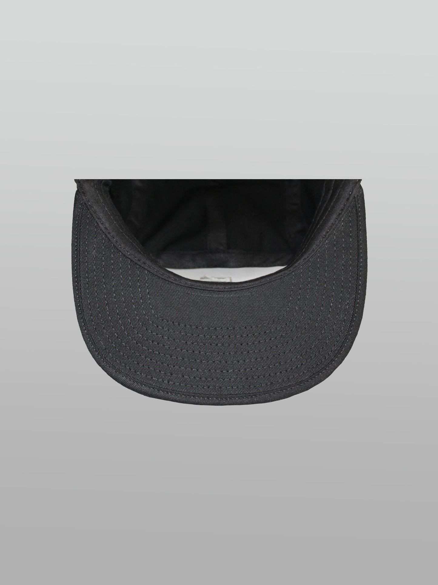 'B-boy silhouette' Classic 5 Panel Cap